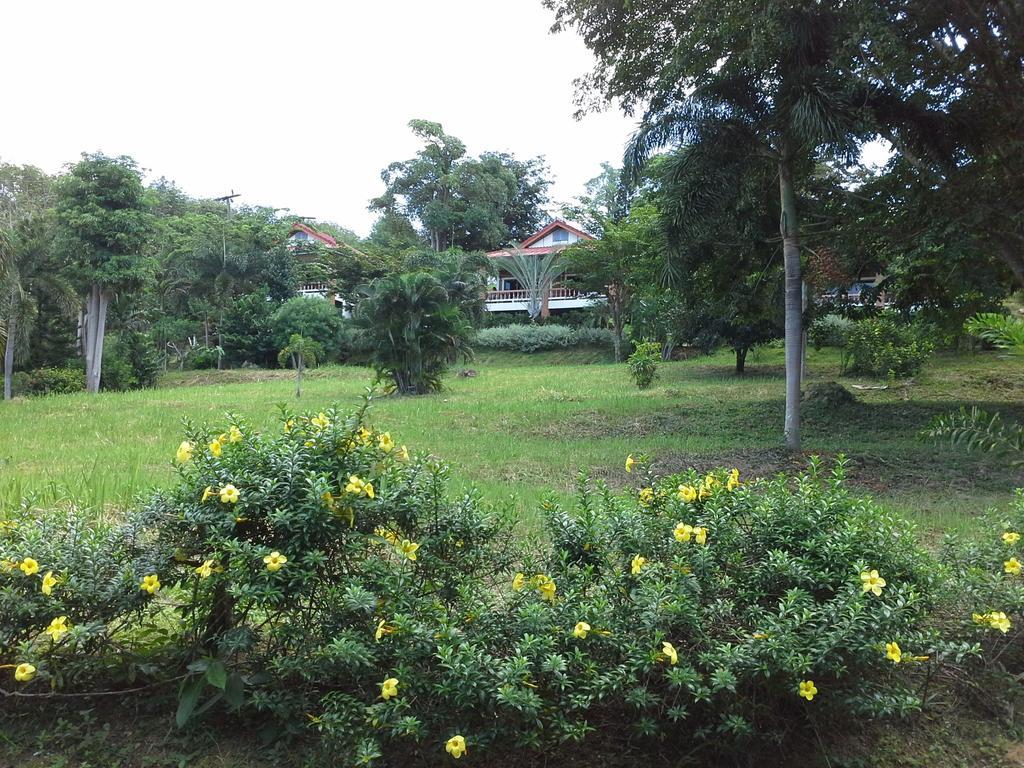 Freedom Estate Sea View Apartments Koh Lanta Bagian luar foto